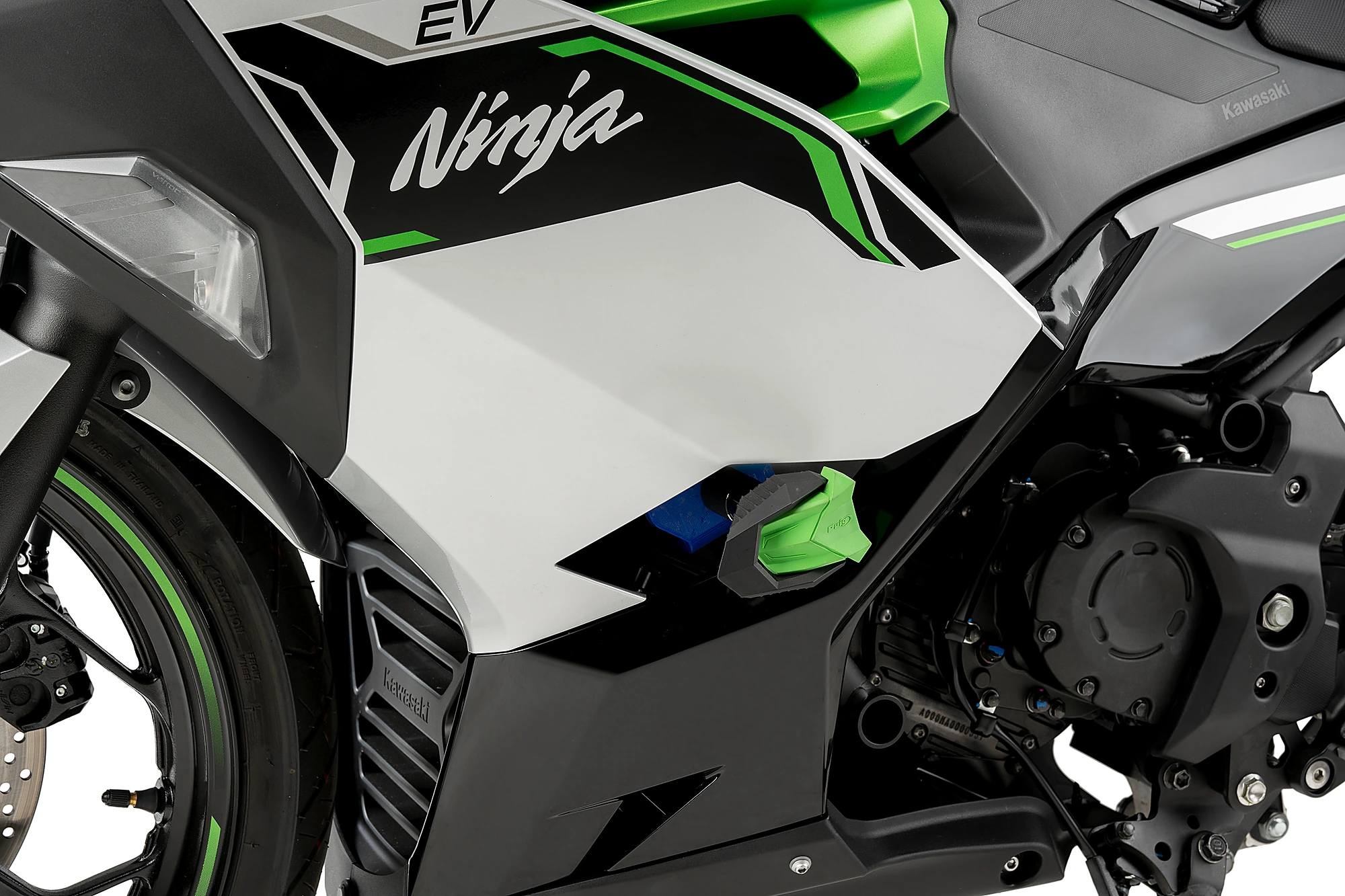 Sturzpads R19 - 21863 - KAWASAKI NINJA E-1 - Bj. 2024-2026