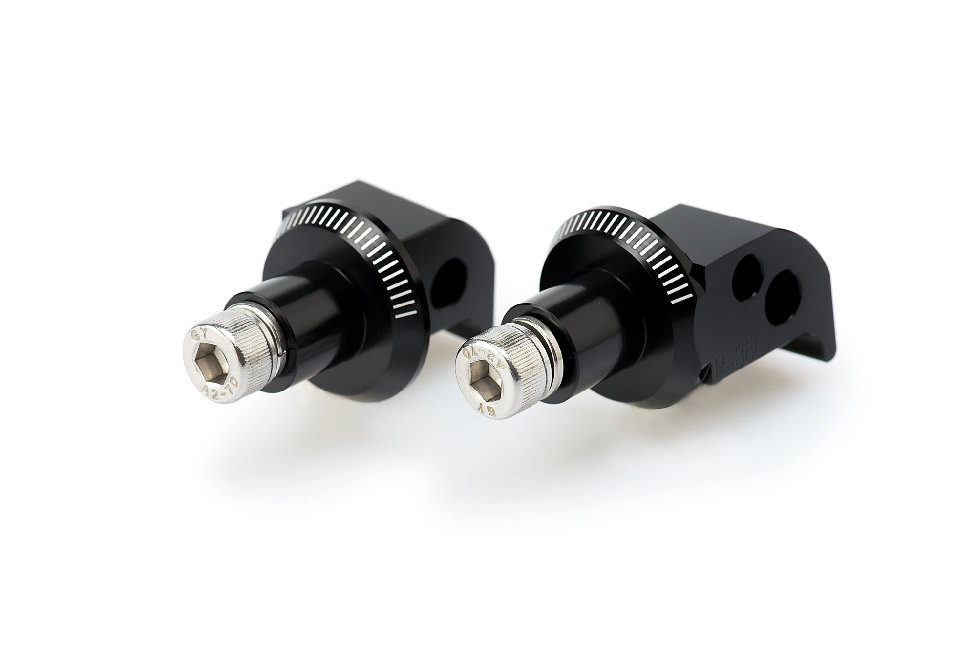 Fußrasten-Adapter Beifahrer - 8183 - QJ MOTOR / YAMAHA - Bj. 2011-2026